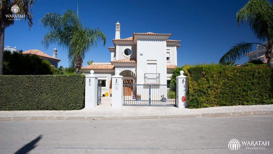 Villa in Loule (Sao Clemente), Algarve, Portugal 5 - 16729227