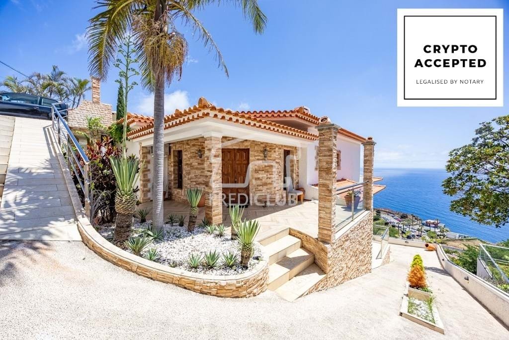 Villa in Reed, Madeira, Portugal 1 - 16729221