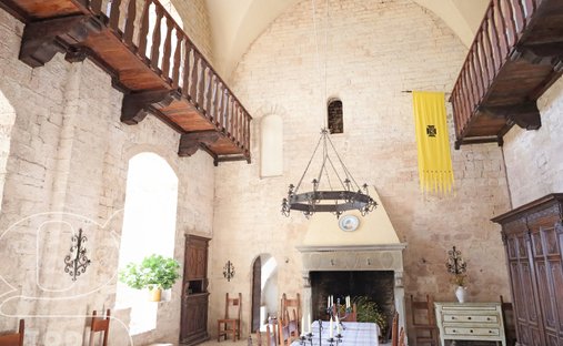Castillo en Todi, Umbría, Italia 1