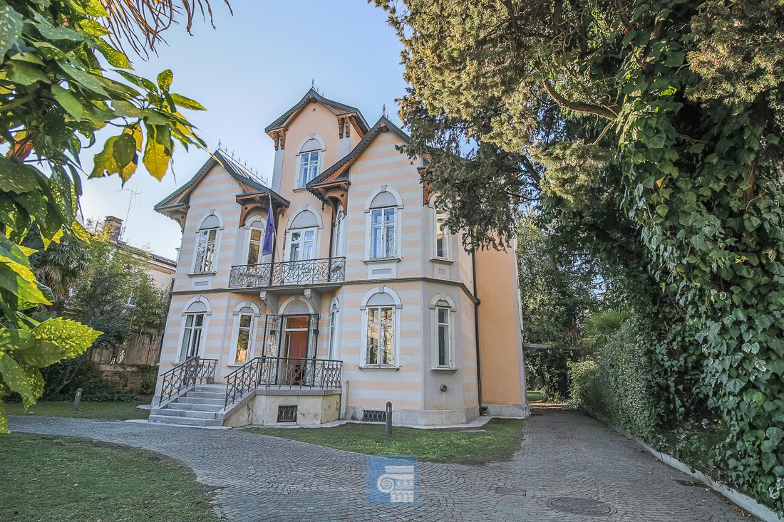 Villa a Centro, Gorizia, Friuli-Venezia Giulia 1 - 16729445