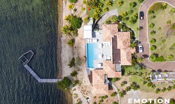 Villa a Les Terres Basses, Collectivity of Saint Martin, Saint Martin 1