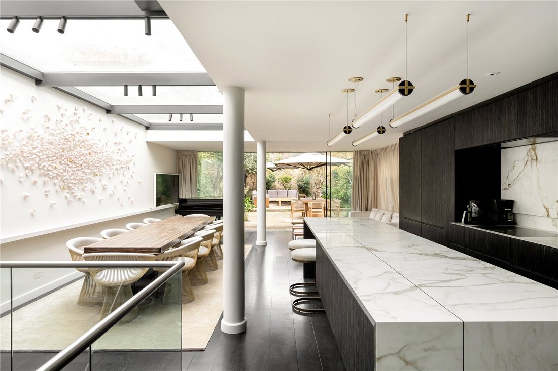 House in Holland Park, Kensington And Chelsea, England 1 - 16729548