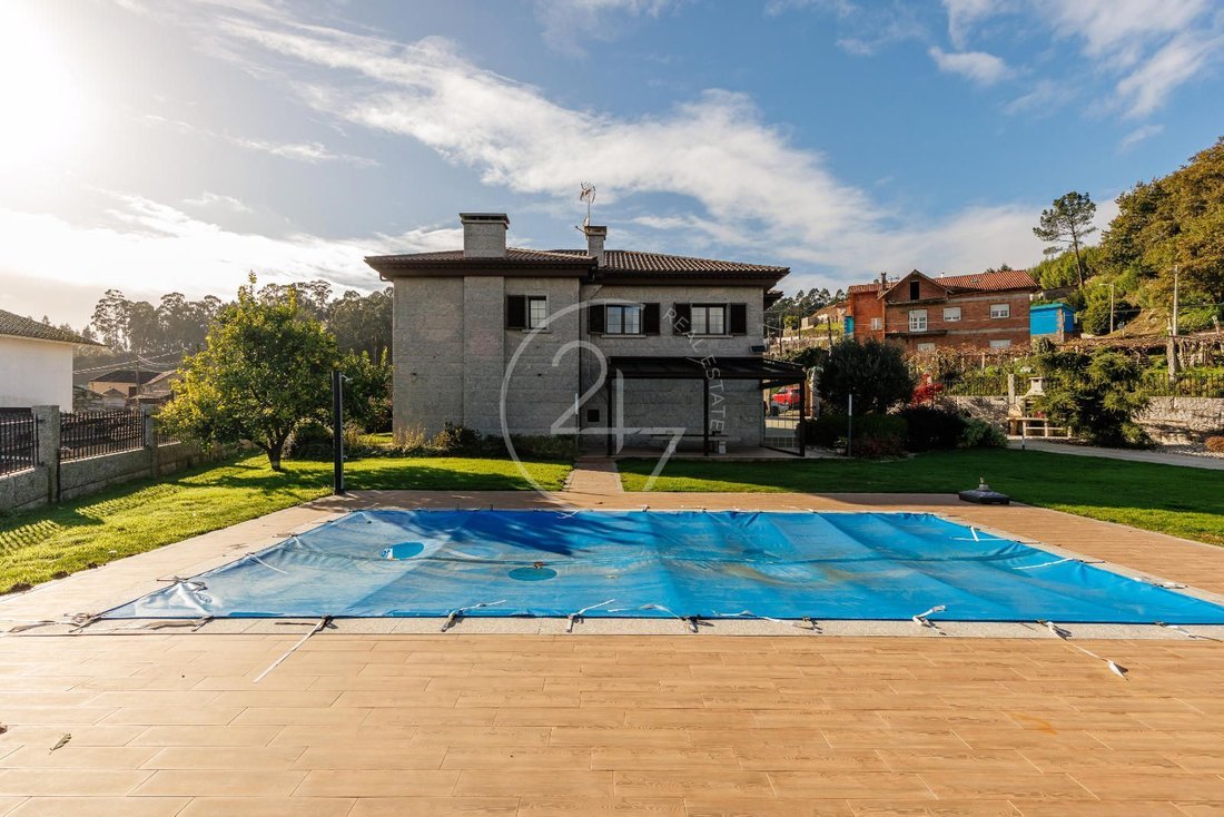 Villa a Barro, Barro, Spagna 1 - 16729517