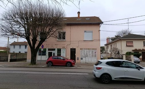 Castle for Sale in Bourg-en-Bresse, Auvergne-Rhône-Alpes, France