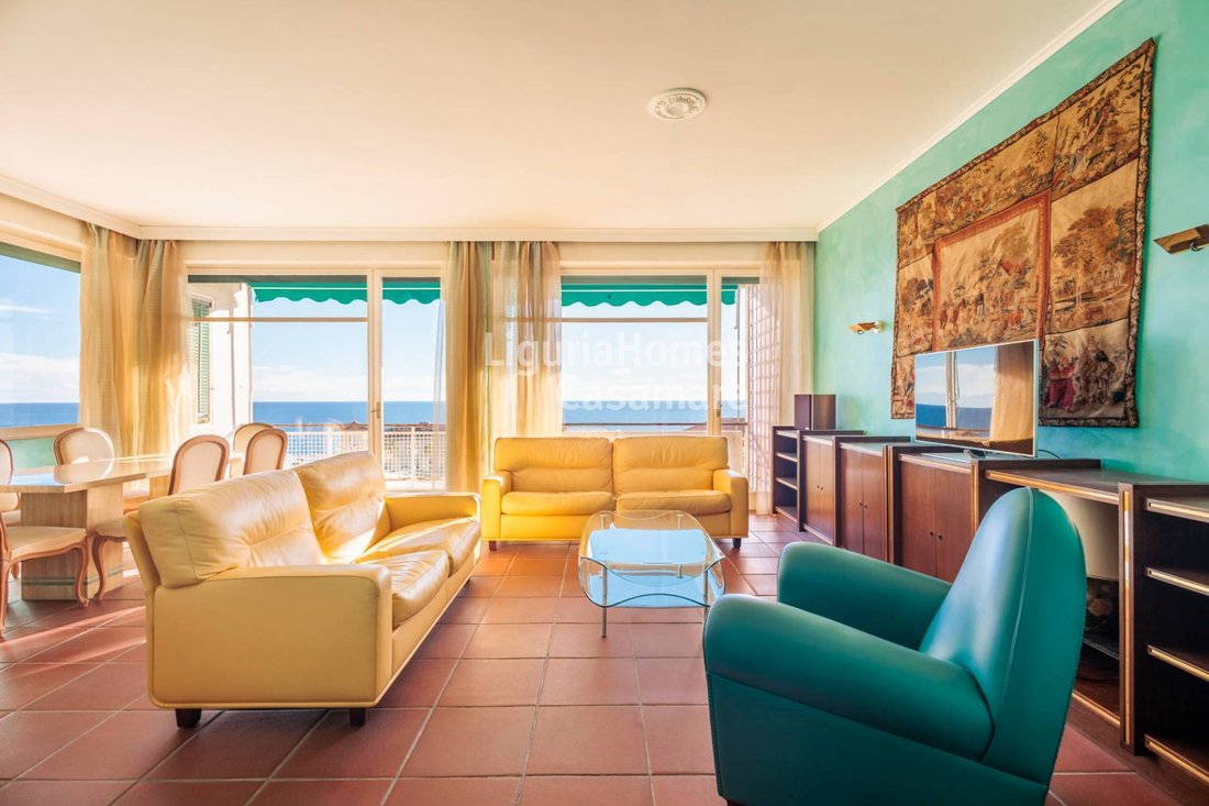 Apartment in Historic Center, Sanremo, Liguria 4 - 13291602