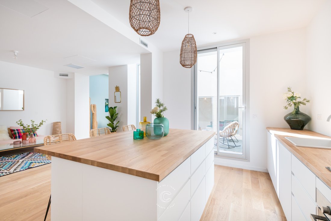 Apartment in Castellane, 6e Arrondissement, Marseille 4 - 16735842