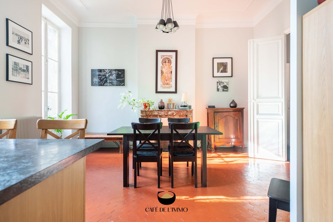Apartment in Castellane, 6e Arrondissement, Marseille 3 - 16735816