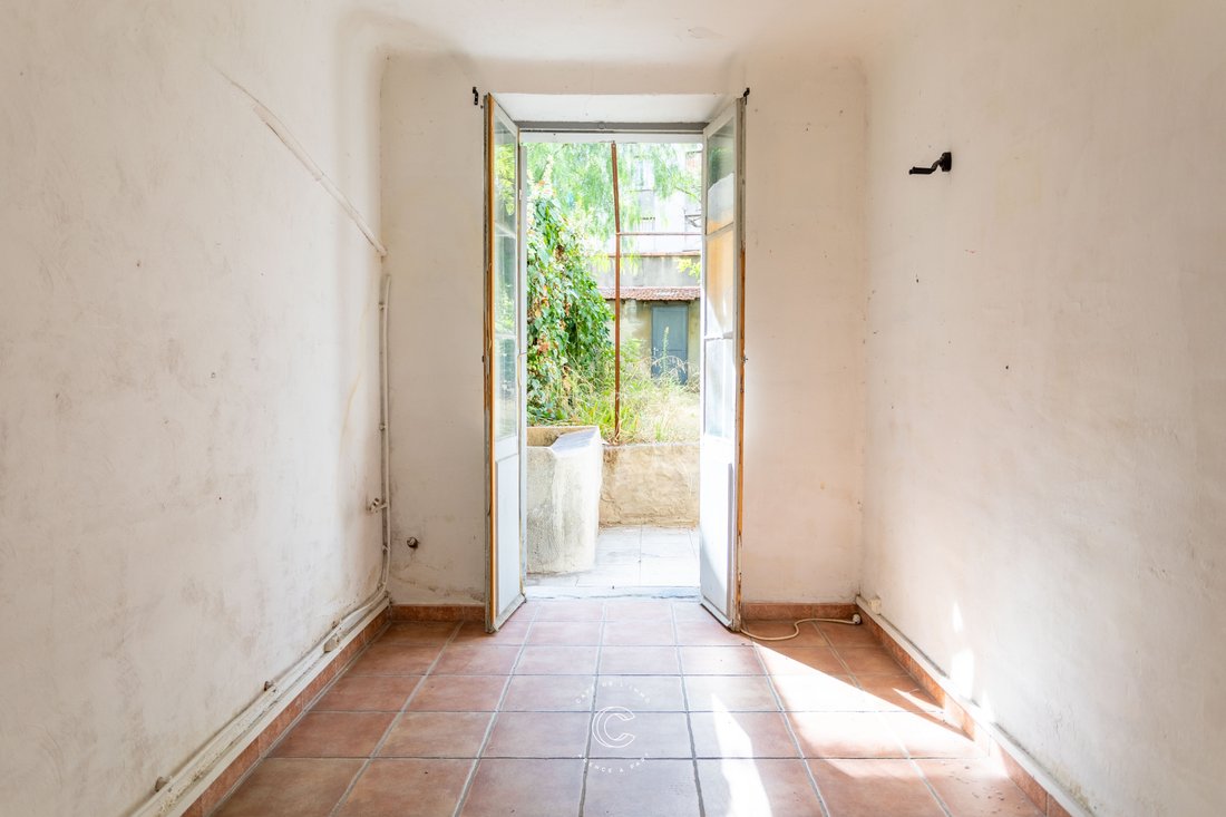 Apartment in Baille, 5e Arrondissement, Marseille 5 - 16735561