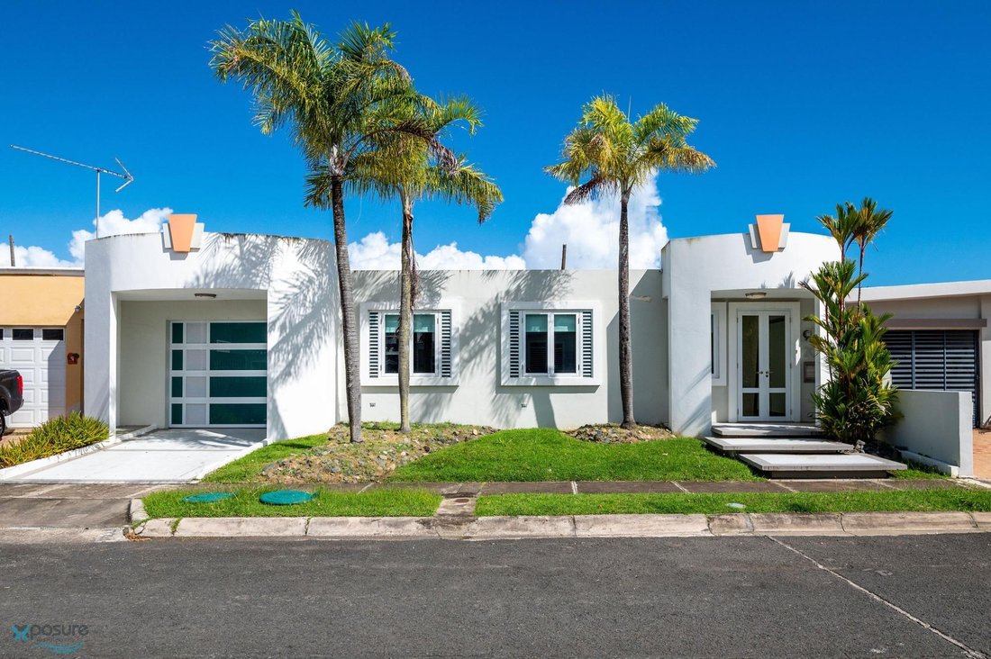 House in Carolina, Carolina, Puerto Rico 1 - 16731386