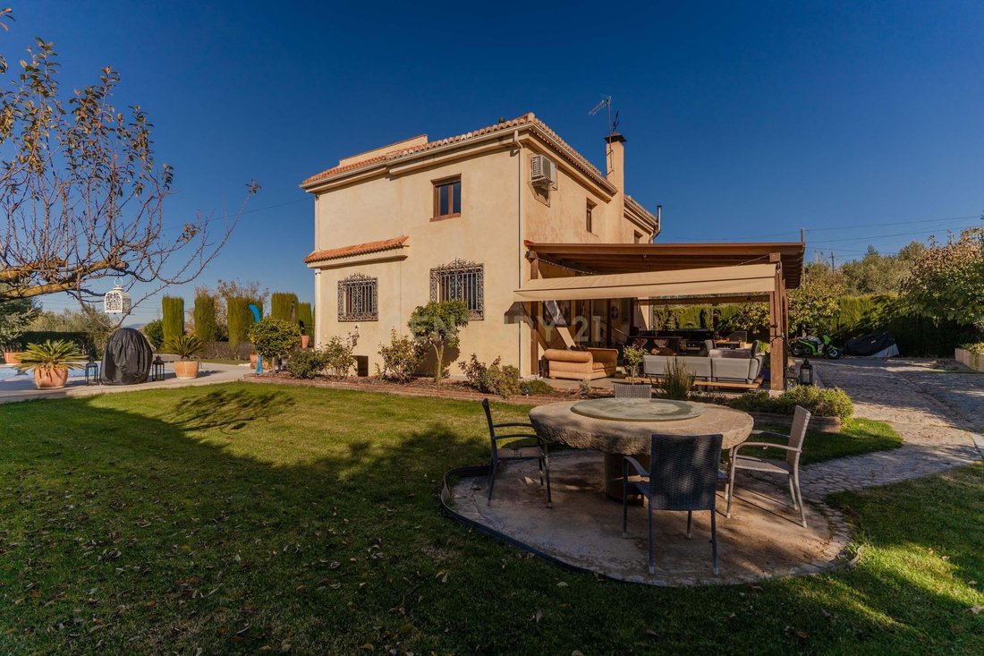 Villa in Gojar, Andalusia, Spain 4 - 16697627