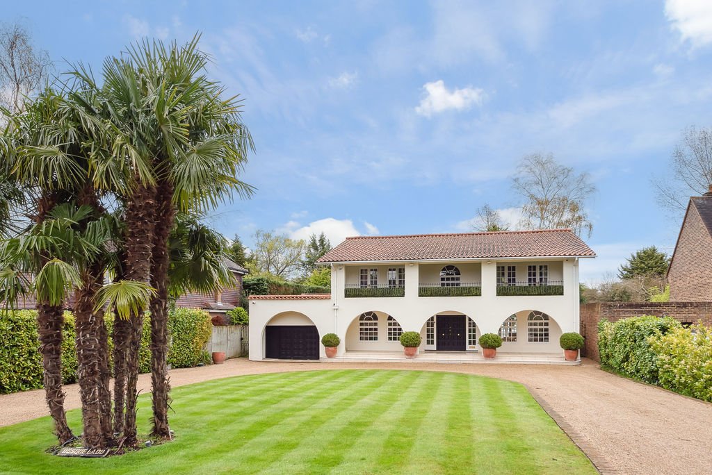 House in Farnborough, Bromley, England 1 - 16735038