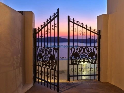 Villa in Thira, Aegean, Greece 3 - 16737477