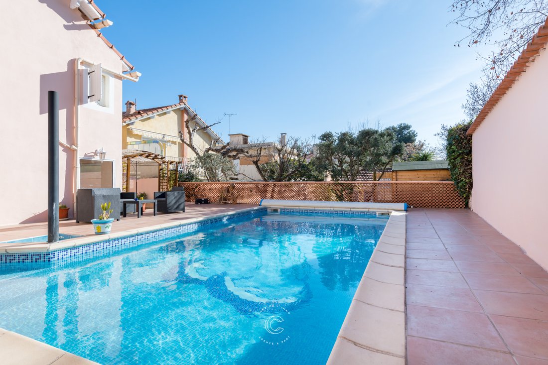 House in Saint Julien, Marseille, Provence-Alpes-Côte d'Azur 2 - 16735886