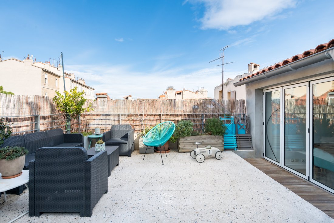 Apartment in Castellane, 6e Arrondissement, Marseille 2 - 16736013