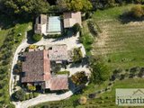Ensemble Immobilier Avec Gites à 5 Min De Vaison La Romaine
