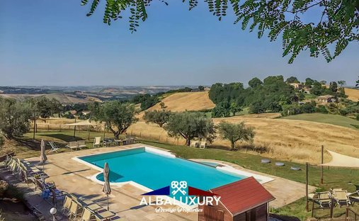 Villa in Arcevia, Marche, Italy 1