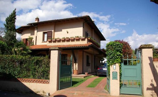 Villa in Center, Forte dei Marmi, Tuscany 1