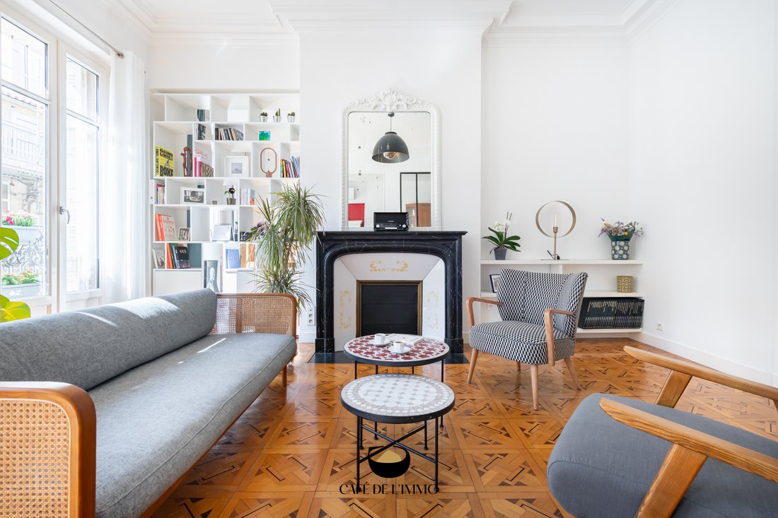 Apartment in Castellane, 6e Arrondissement, Marseille 2 - 16735952