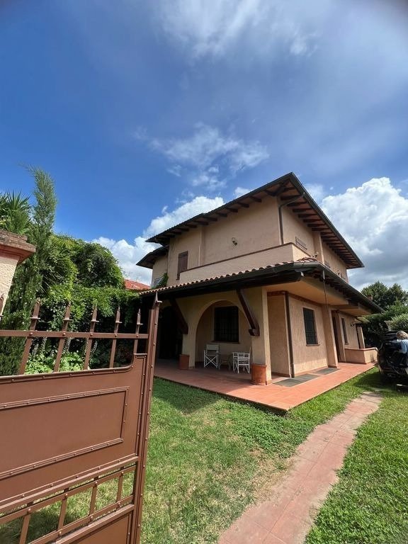 Villa in Center, Forte dei Marmi, Tuscany 3 - 16735102