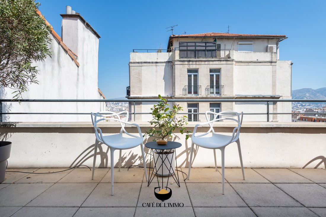 Apartment in Castellane, 6e Arrondissement, Marseille 3 - 16735511