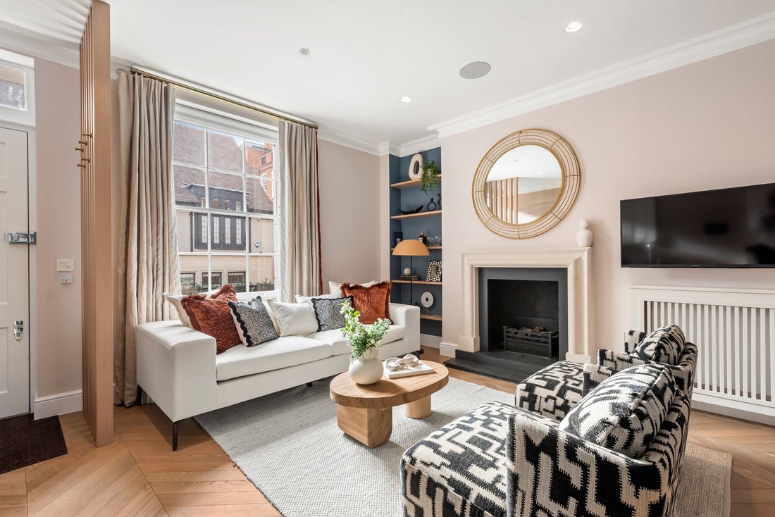 House in Chelsea, Kensington And Chelsea, England 1 - 16734800
