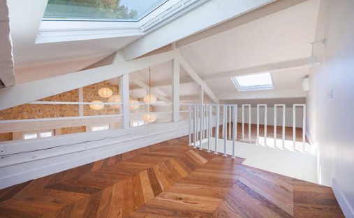 Castle for Sale in Clermont-Ferrand, Auvergne-Rhône-Alpes, France