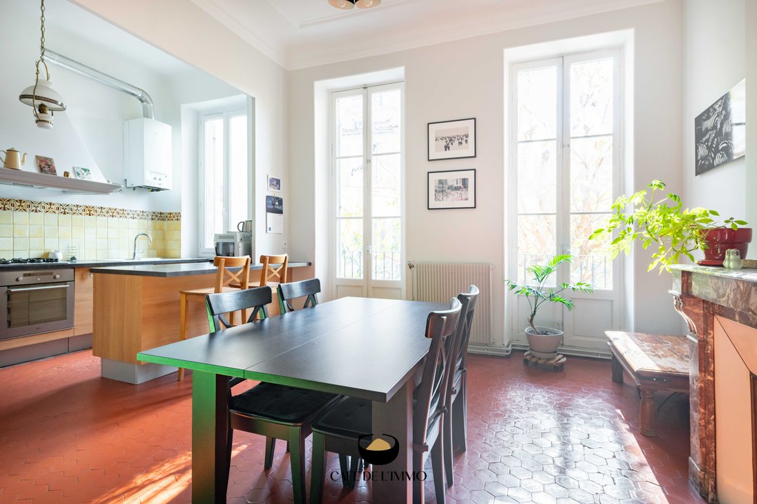 Apartment in Castellane, 6e Arrondissement, Marseille 4 - 16735816
