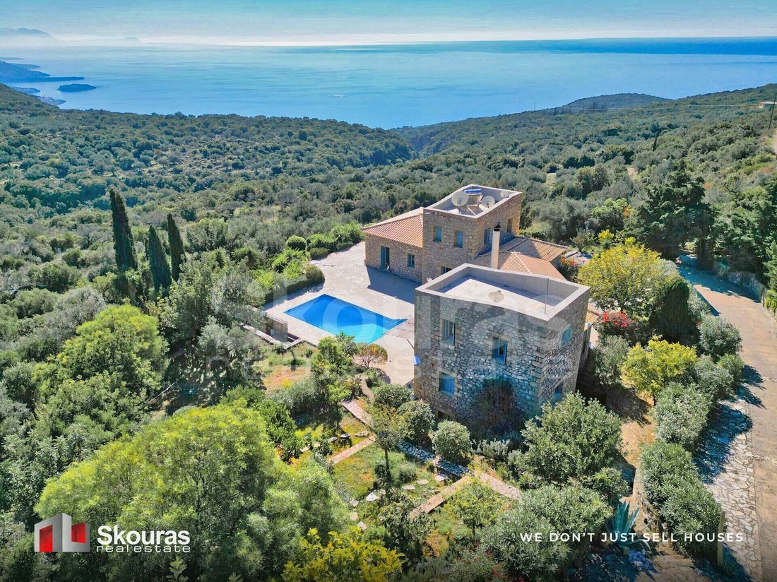 Villa in Lefktro, Peloponnese, Western Greece and the Ionian, Greece 1 - 16737504