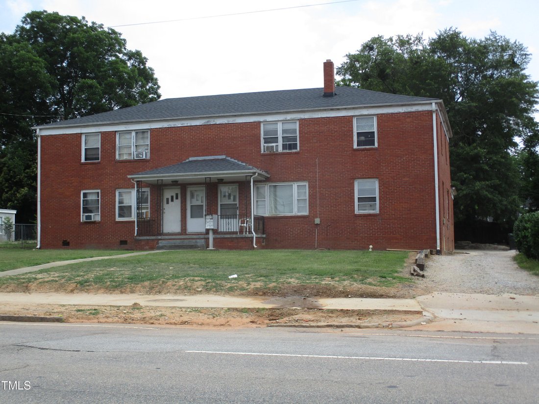 Raleigh, North Carolina, United States 2 - 16732482