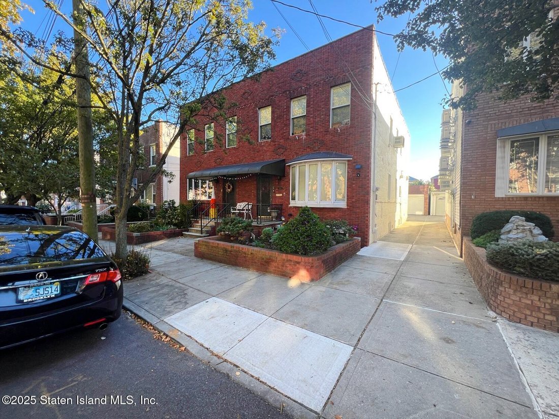 House in New York, New York, United States 3 - 16730619