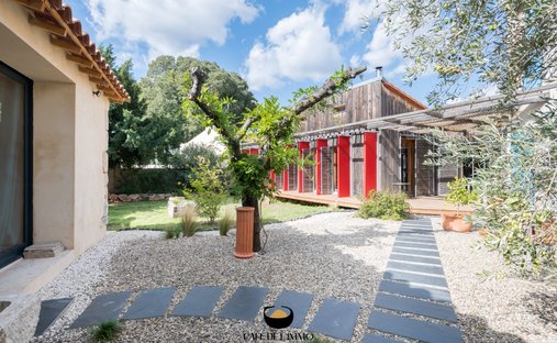 House in Saint Julien, Marseille, Provence-Alpes-Côte d'Azur 1