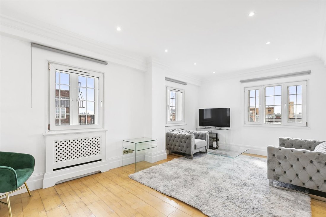Apartment in Brompton, Kensington And Chelsea, England 1 - 16734599