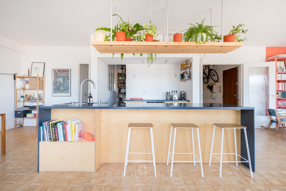 Apartment in Castellane, 6e Arrondissement, Marseille 2 - 16736043