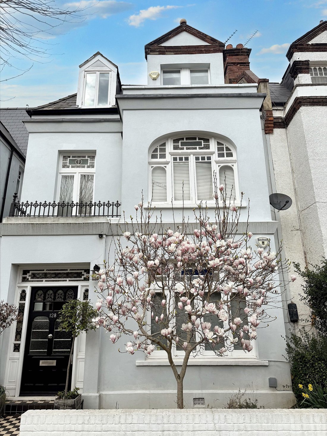 Villa in Brondesbury, Brent, England 5 - 16735128