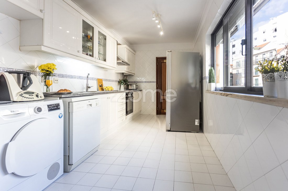 Apartment in Sao Vicente, Lisbon, Portugal 3 - 16736430