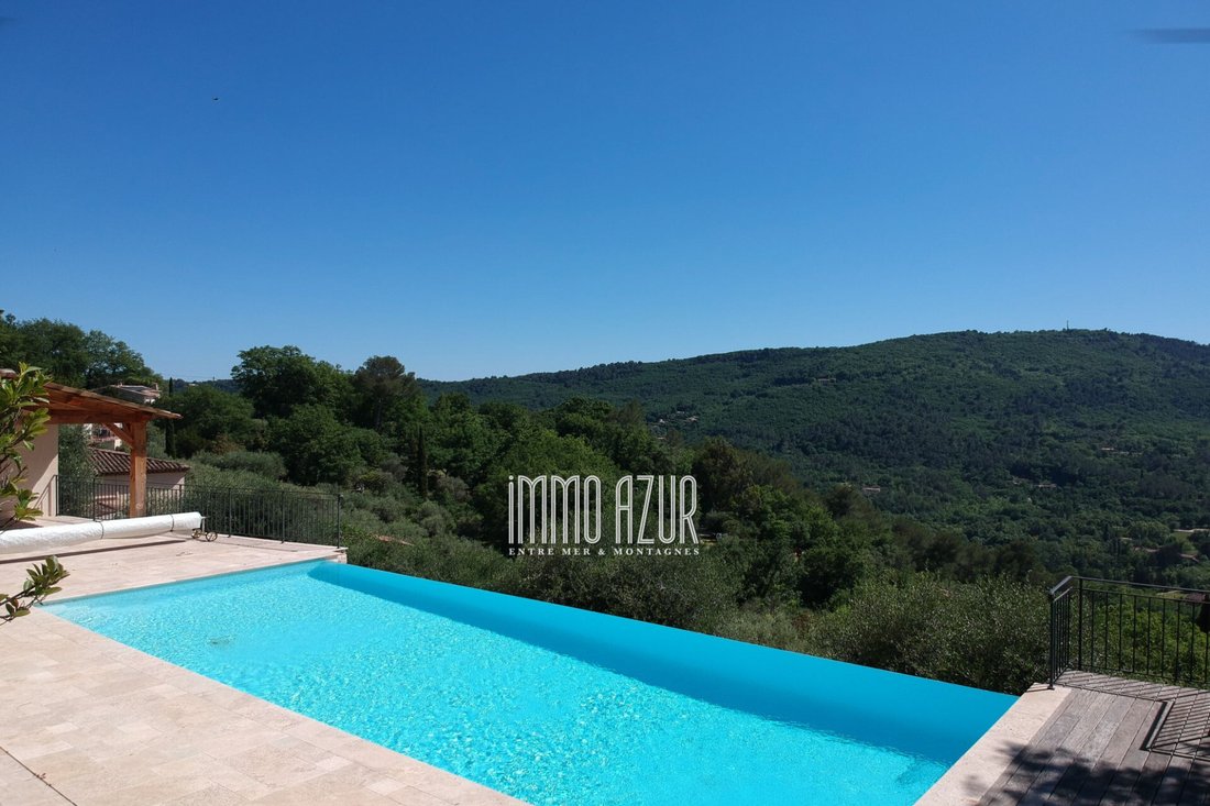 Villa in Tourrettes-sur-Loup, Provence-Alpes-Côte d'Azur, France 1 - 14228205