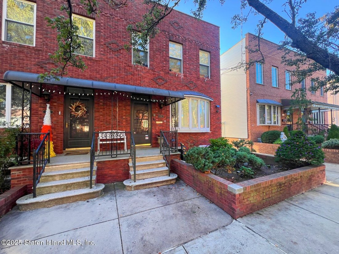House in New York, New York, United States 1 - 16730619