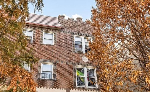 House in New York, New York, United States 1