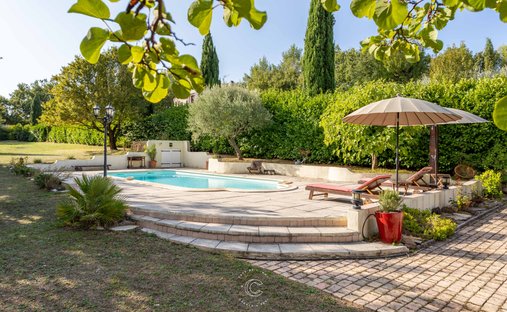 House in Greasque, Provence-Alpes-Côte d'Azur, France 1