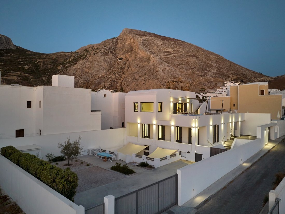 Villa in Thira, Aegean, Greece 5 - 16734134