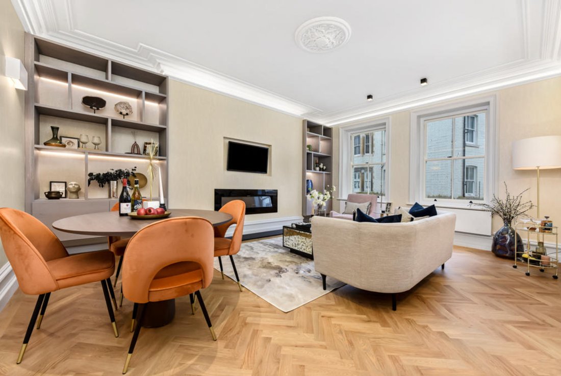 Apartment in Brompton, Kensington And Chelsea, England 2 - 16734936