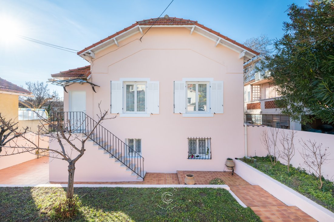 House in Saint Julien, Marseille, Provence-Alpes-Côte d'Azur 3 - 16735886