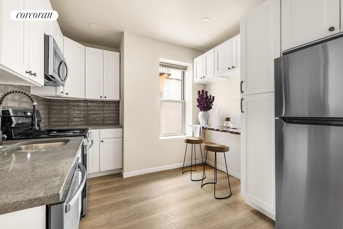 House in New York, New York, United States 3 - 16734146