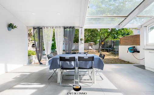 House in Saint Julien, Marseille, Provence-Alpes-Côte d'Azur 1
