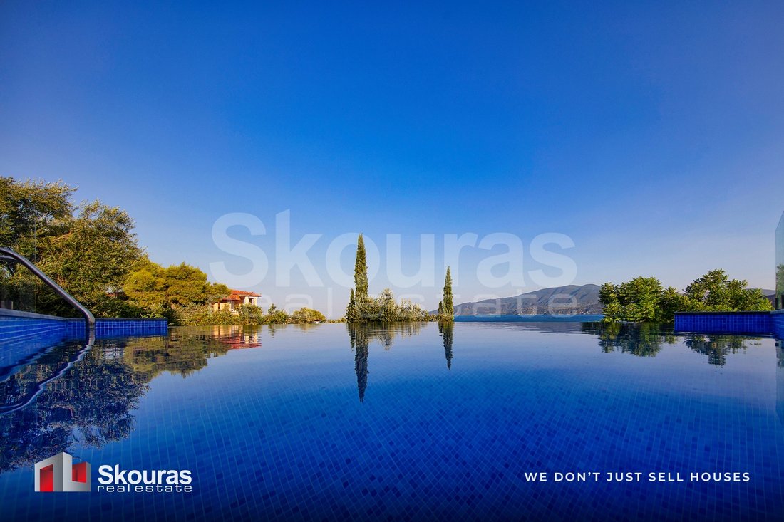 Villa in Xylokeriza Community, Peloponnese, Western Greece and the Ionian, Greece 1 - 16727602