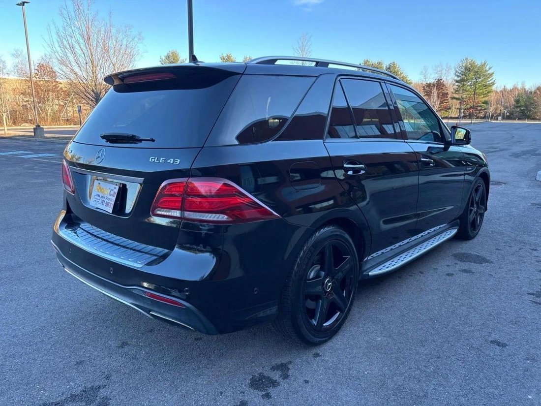 Suv in Canton, MA, United States 5 - 16319312