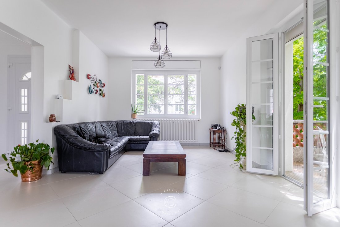 House in Saint Julien, Marseille, Provence-Alpes-Côte d'Azur 4 - 16735271