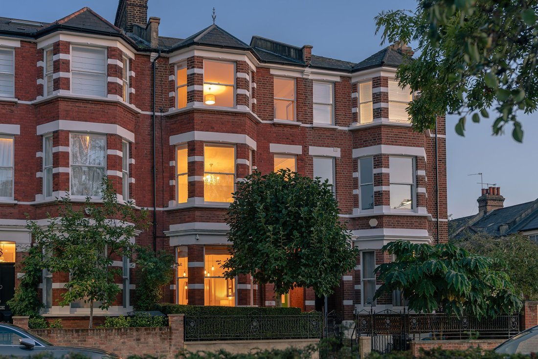 House in Ladbroke Grove, Kensington And Chelsea, England 2 - 16735162