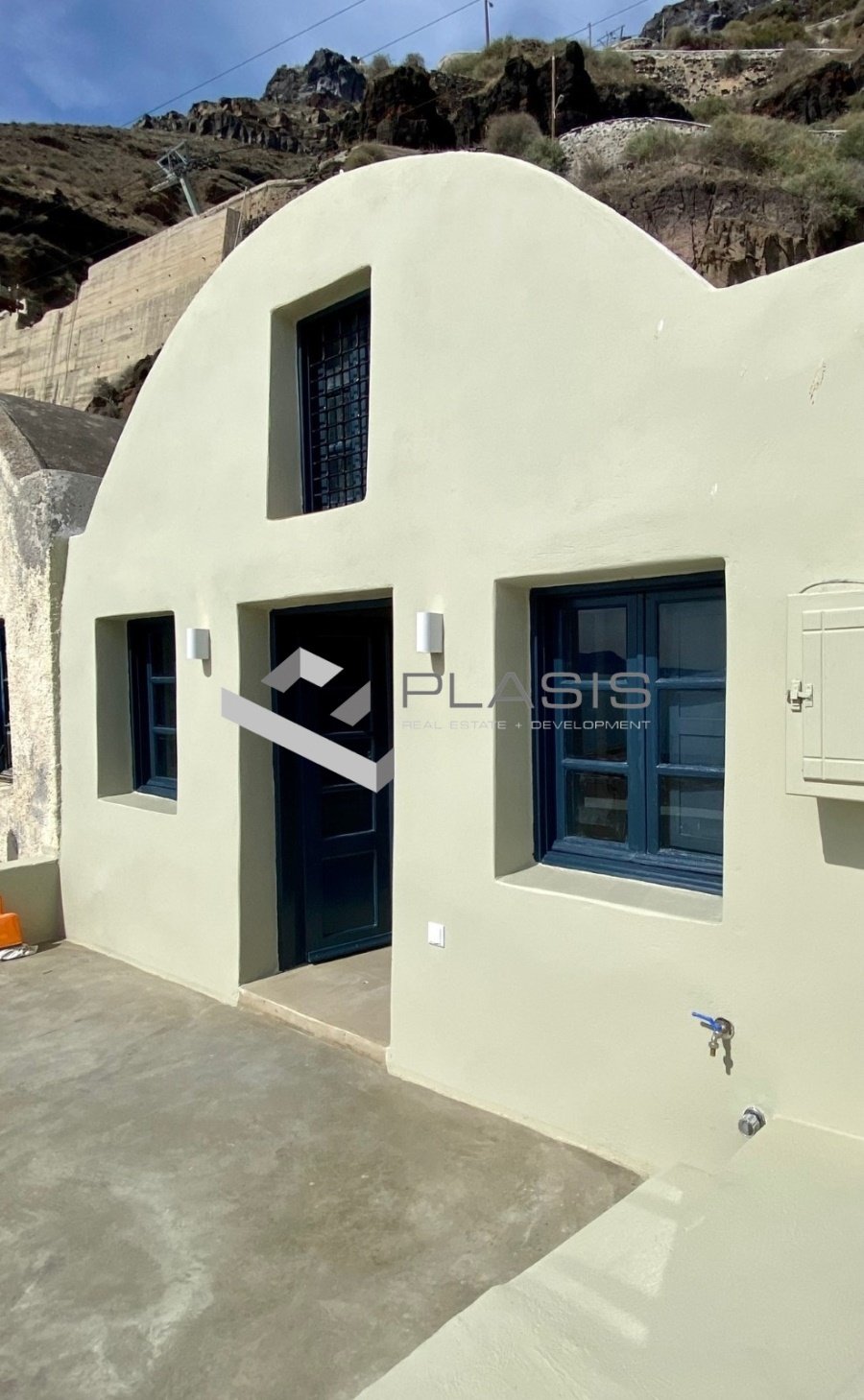 House in Thira, Aegean, Greece 4 - 15731139