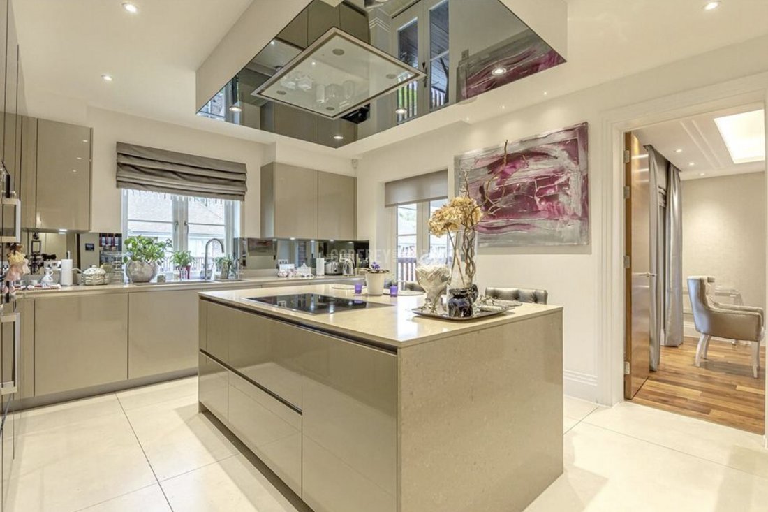 Apartment in Barnet, England 4 - 16734729